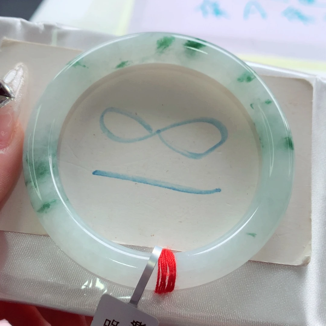 翡翠手镯未镶嵌天然缅甸翡翠A货手镯