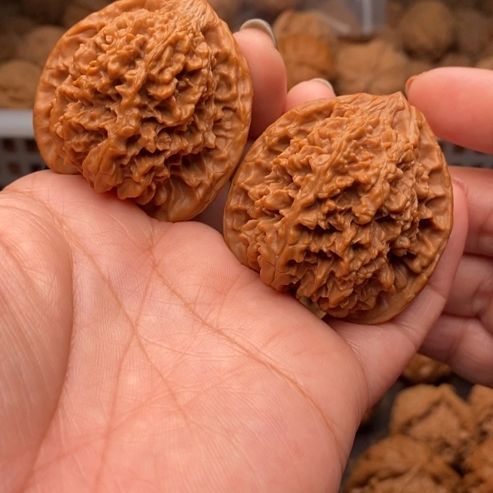 把件文玩核桃百花山44尺核桃