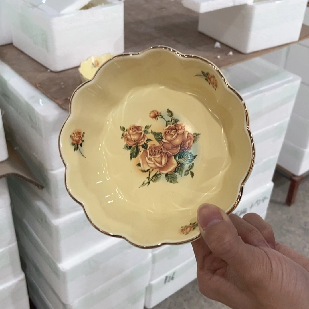 星博陶瓷……………………………………2个5.5