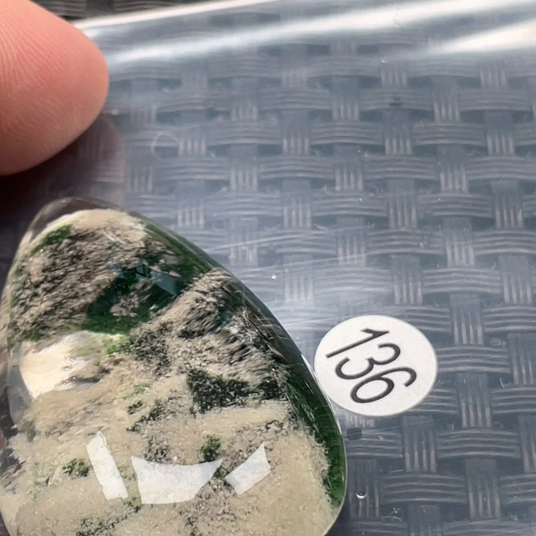 【闪购商品】颈饰未镶嵌水晶?*子