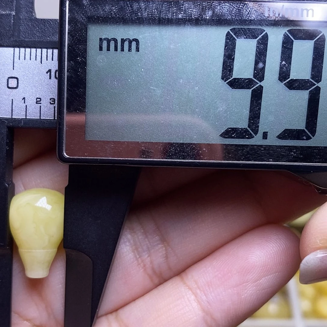 裸石琥珀未镶嵌蜜蜡三通