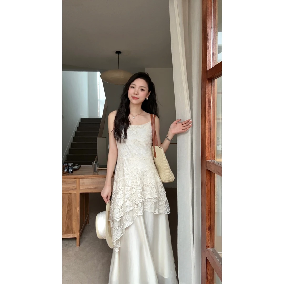 48h【订婚裙 】加长杏白色重工蕾丝刺绣拼接吊带裙 SU232