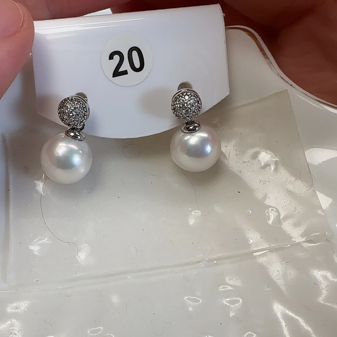 淡水珍珠耳饰银S925镶嵌吃**喵