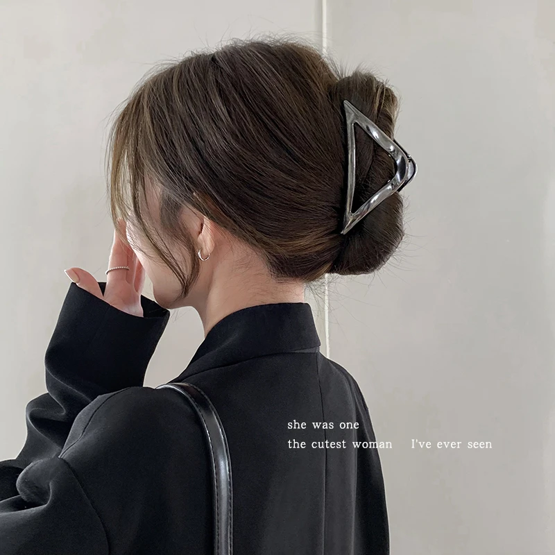 大号抓夹女发夹2025新款高端发卡后脑勺高级感鲨鱼夹头发夹子头饰
