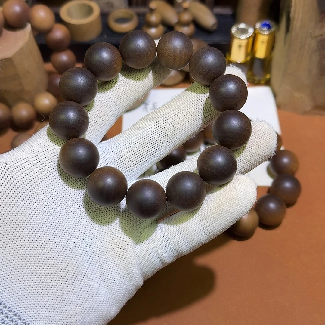 檀香木百年系列1.8×13颗黑肉横纹沉水