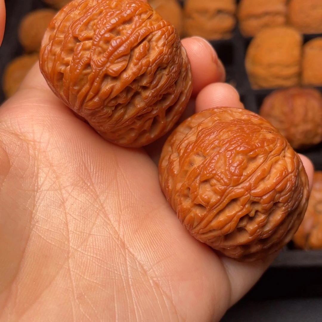 文玩核桃把件秦岭山脉核桃