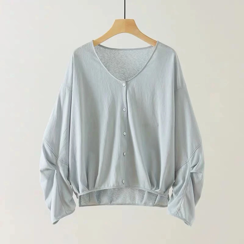悦享服饰2025夏季新款女V领轻薄休闲防晒开衫清凉舒适松弛感百搭
