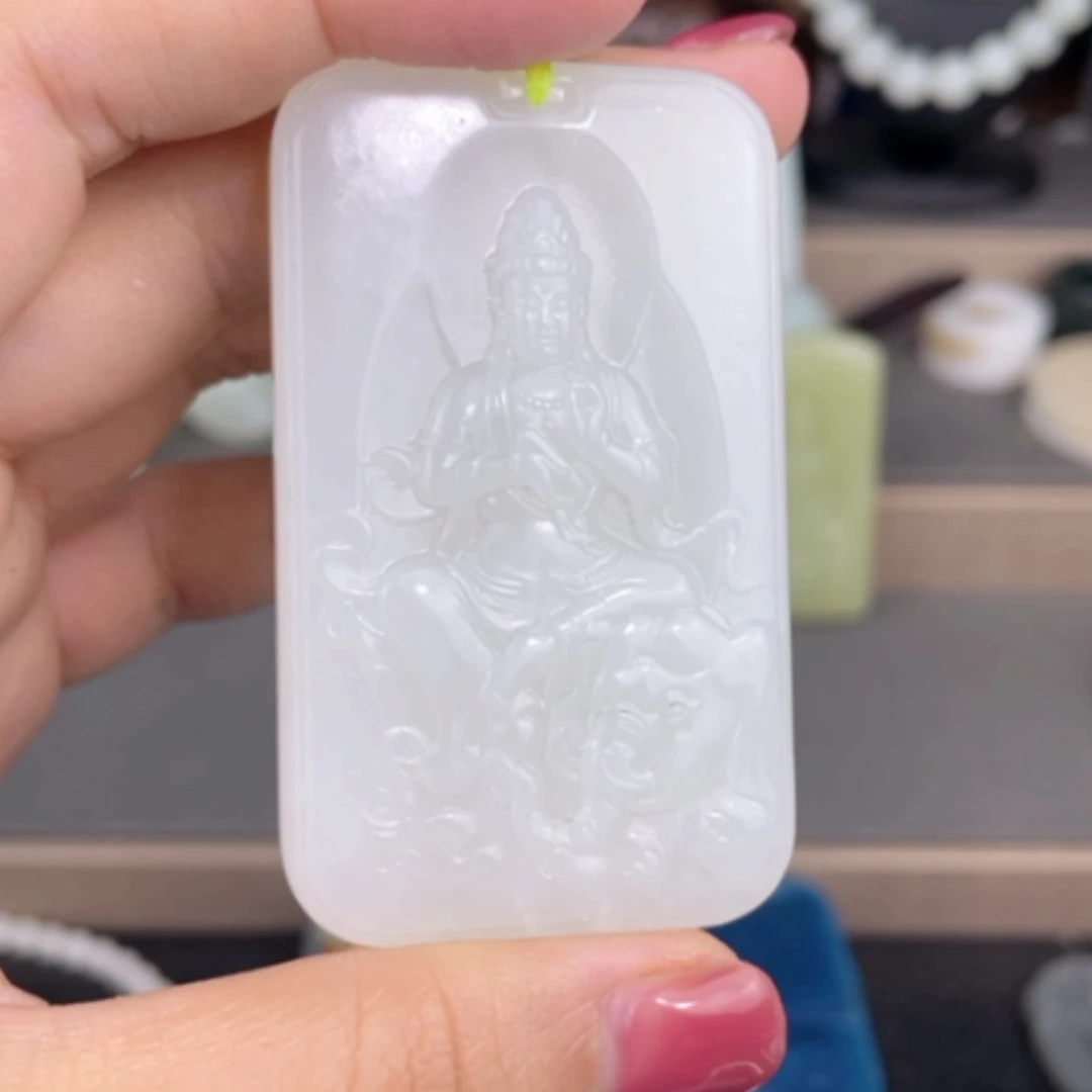 【闪购商品】颈饰未镶嵌和田玉