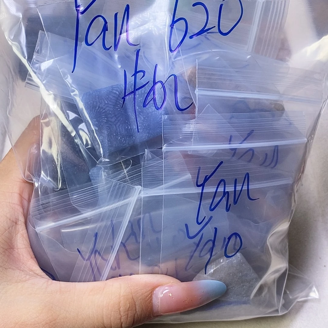 合金颈饰硅化玉Y****