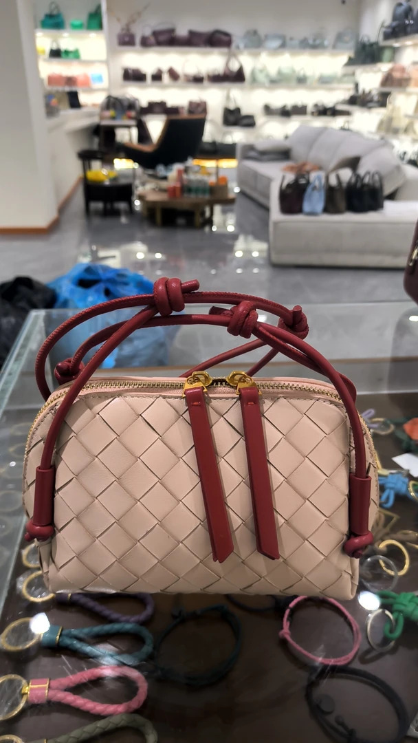 YUSHA/高档粉色拼红色编织豆豆包-5032