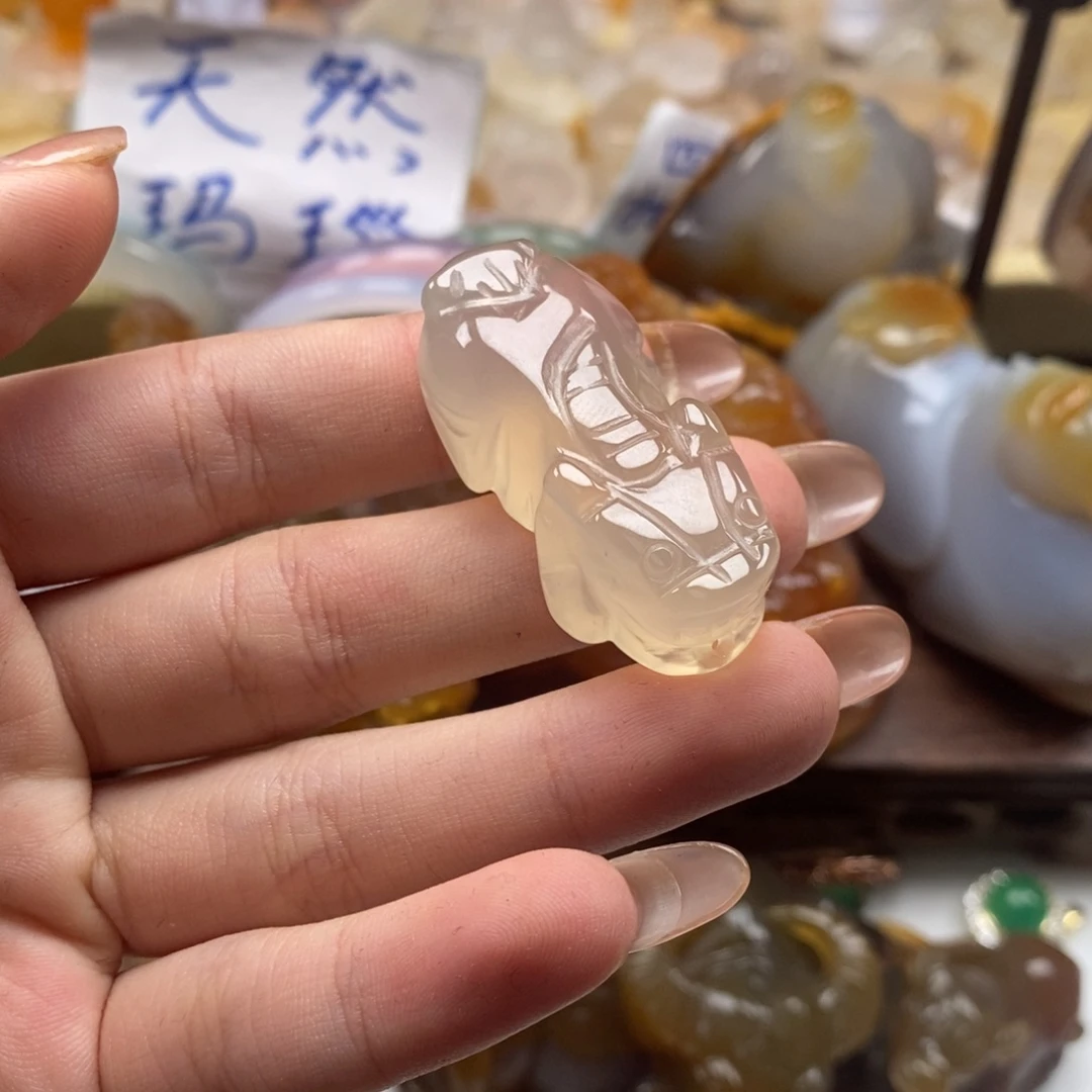 玛瑙/玉髓未镶嵌颈饰