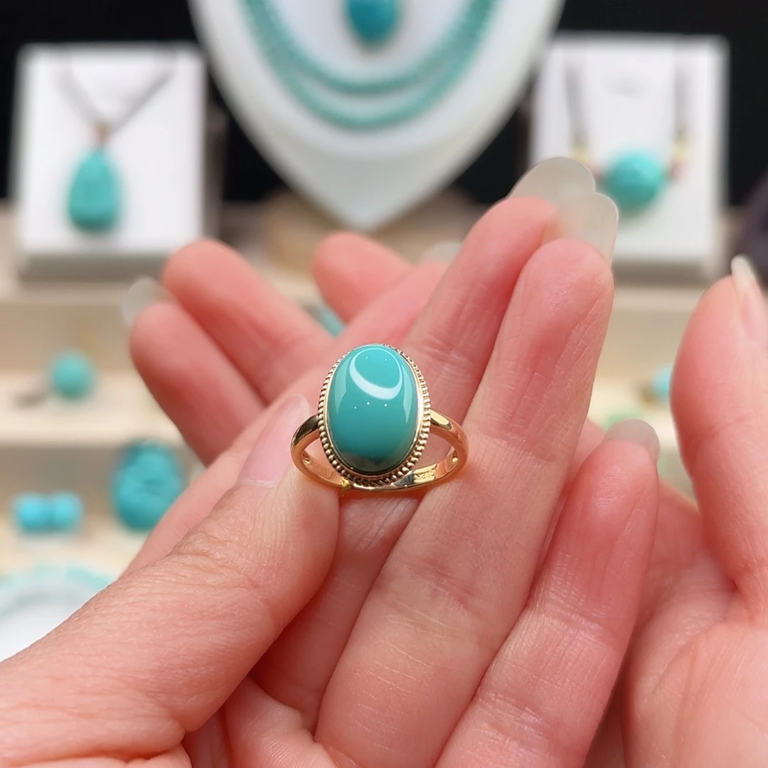 绿松石配饰18K金镶嵌