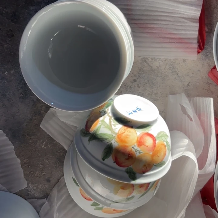青瓷景德镇陶瓷米饭碗微瑕