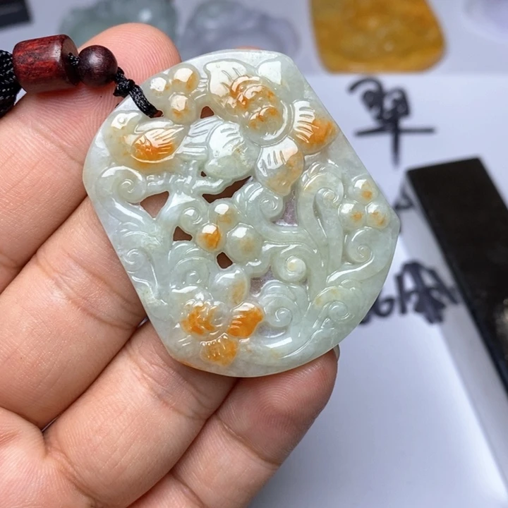 颈饰未镶嵌翡翠翡翠