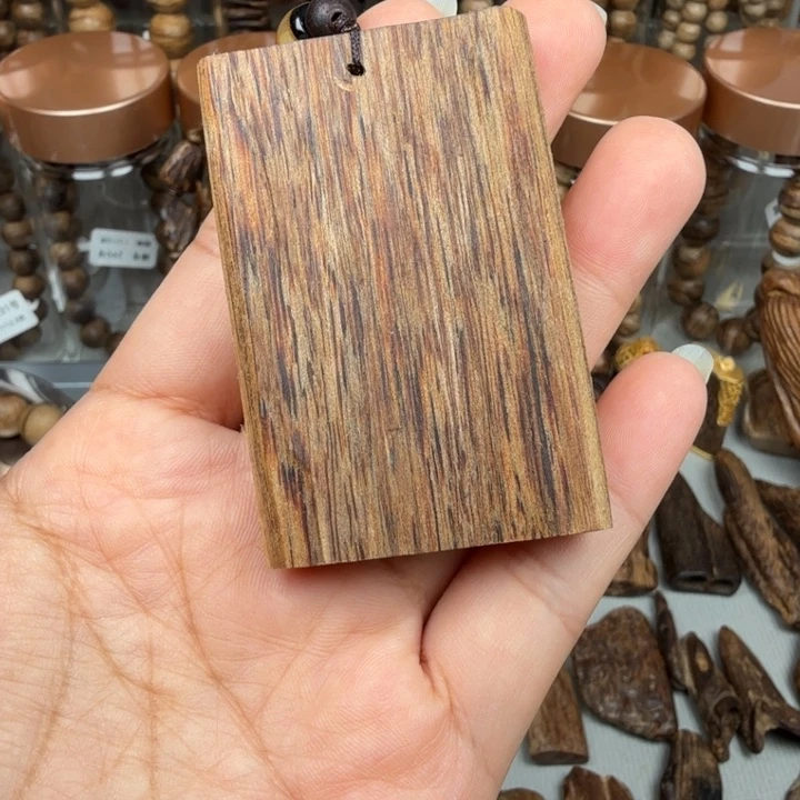 沉香沉香碎屑芽庄 461 无事牌 12 克