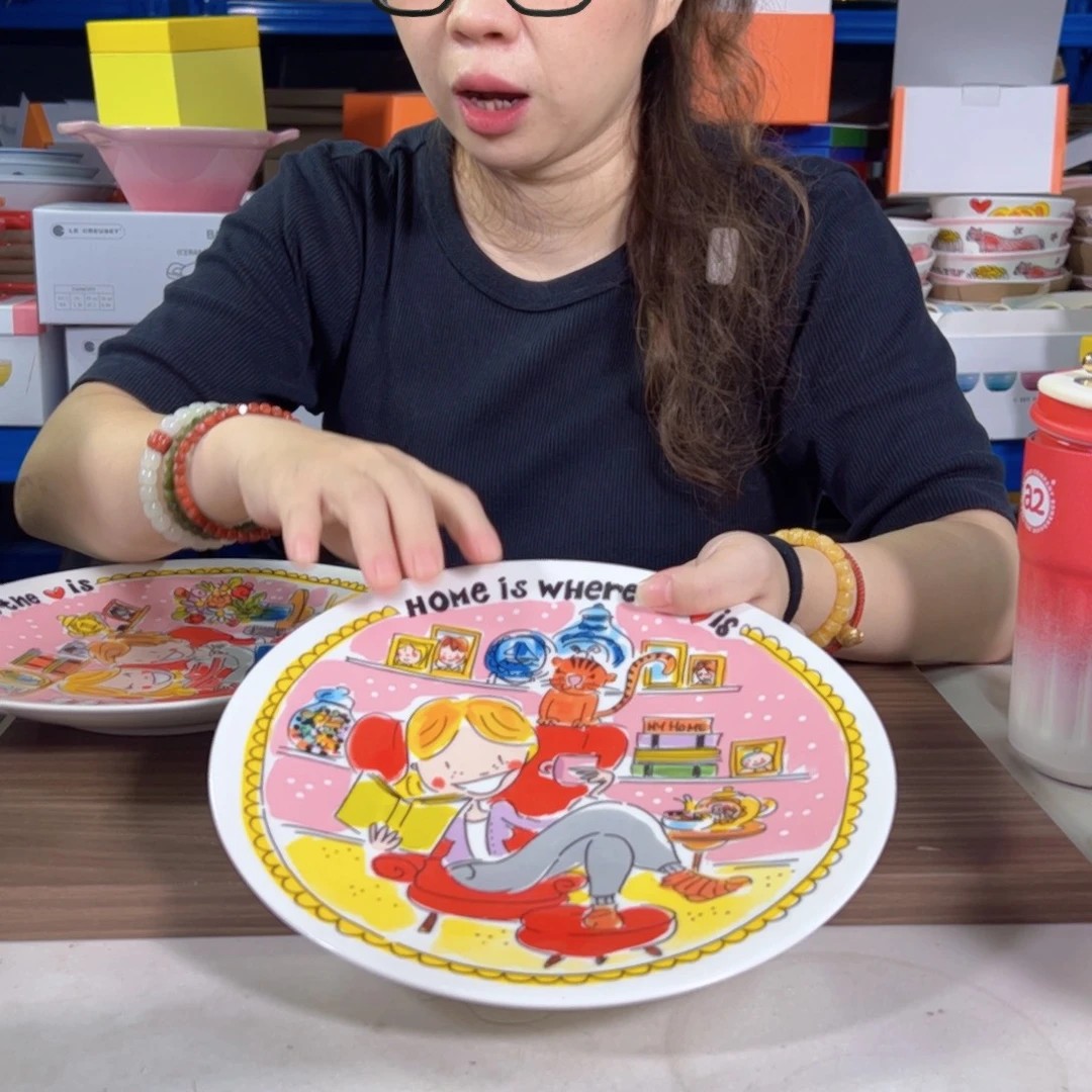 陶瓷22沙发女孩盘子