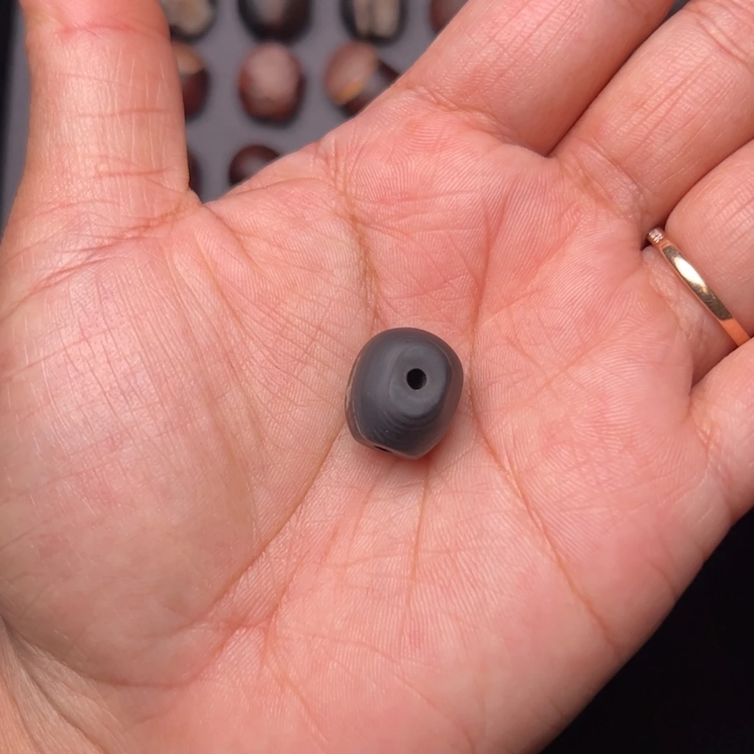 R***y玛瑙/玉髓未镶嵌配饰