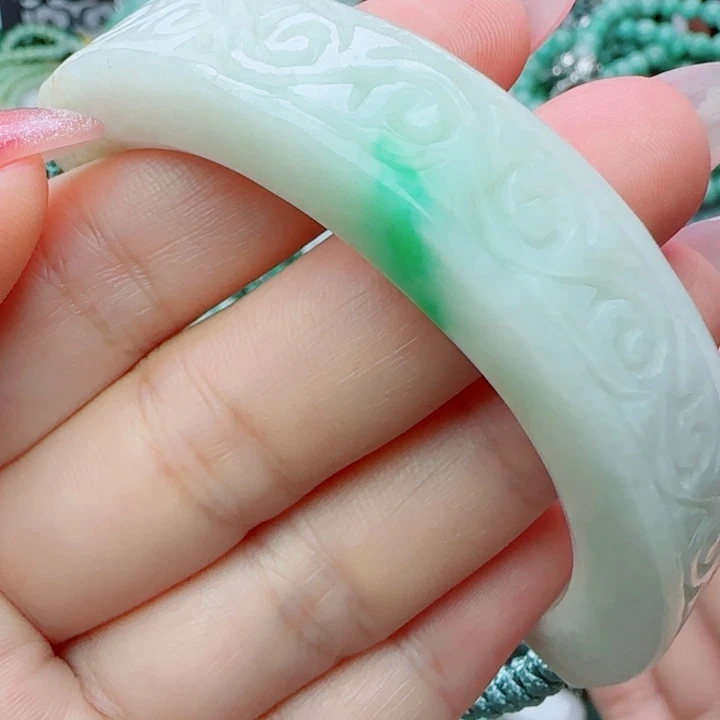 翡翠未镶嵌颈饰天然A货26