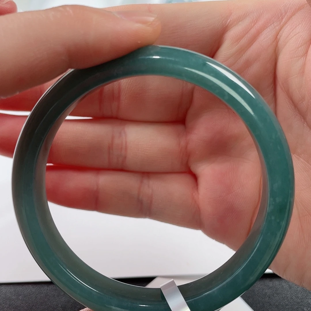 翡翠未镶嵌手镯57