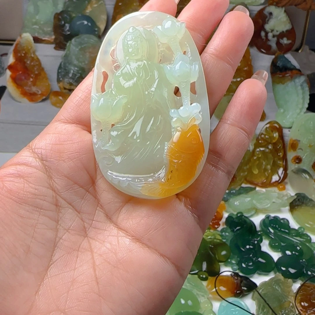 蛇纹石玉未镶嵌颈饰?*?