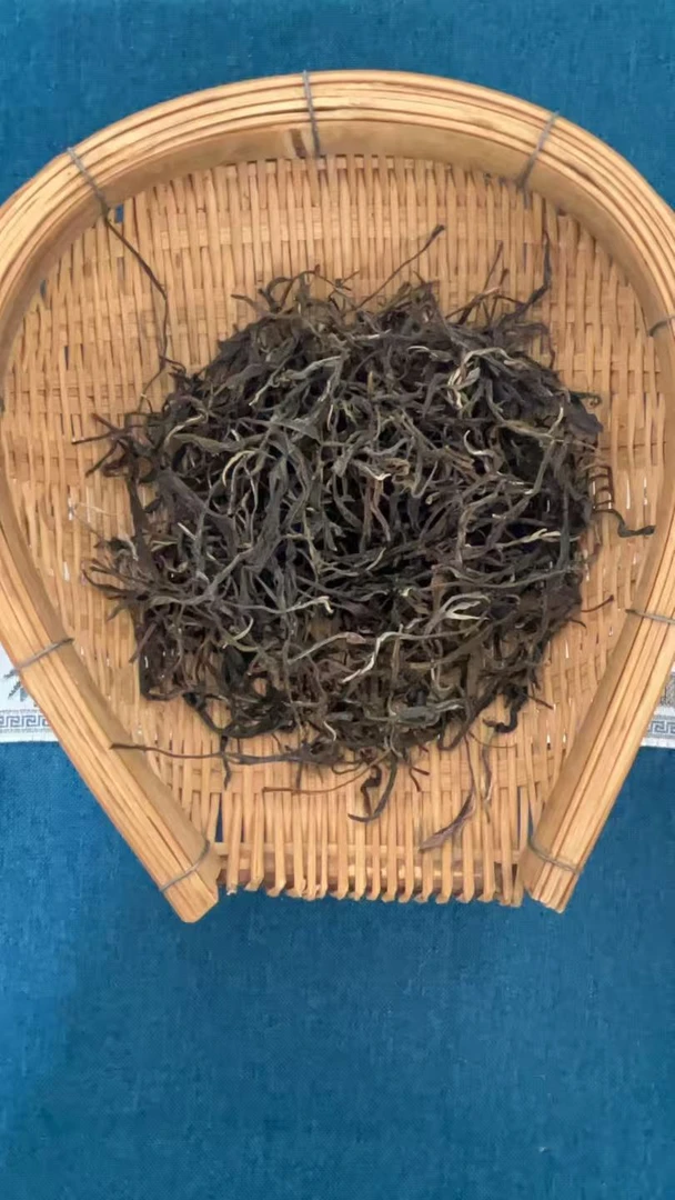 中缅边境甄选古树茶  古树生茶