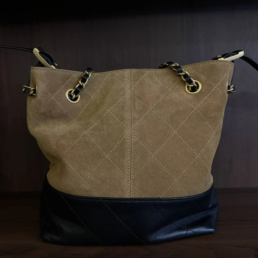 25新款高端定制时尚女包 方黑底托特