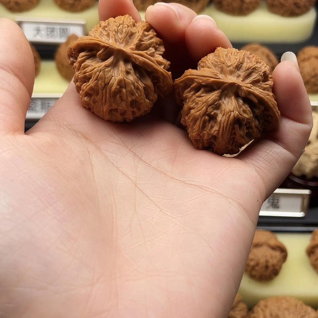 文玩核桃把件苹果园38尺324