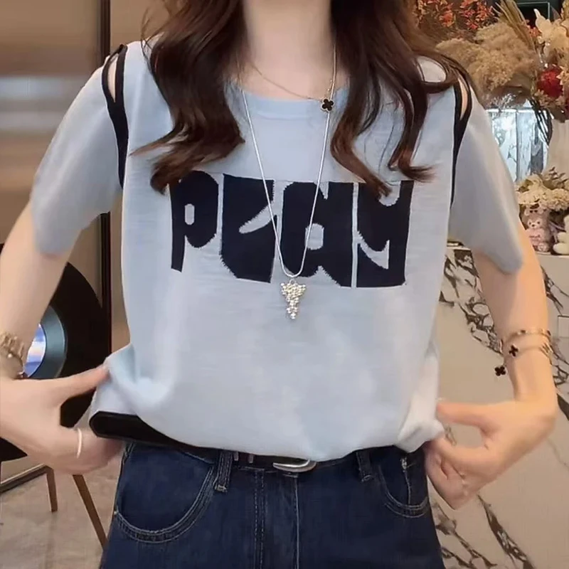 今年流行慵懒短袖露肩T恤女夏季2025年新款小众女装字母独特上衣
