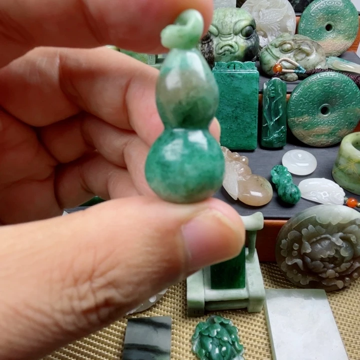 梅***姐未镶嵌独山玉珠宝半成品