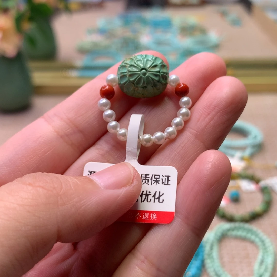 南红玛瑙配饰未镶嵌
