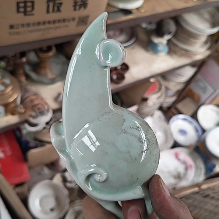 陶瓷盘子碗啥都有