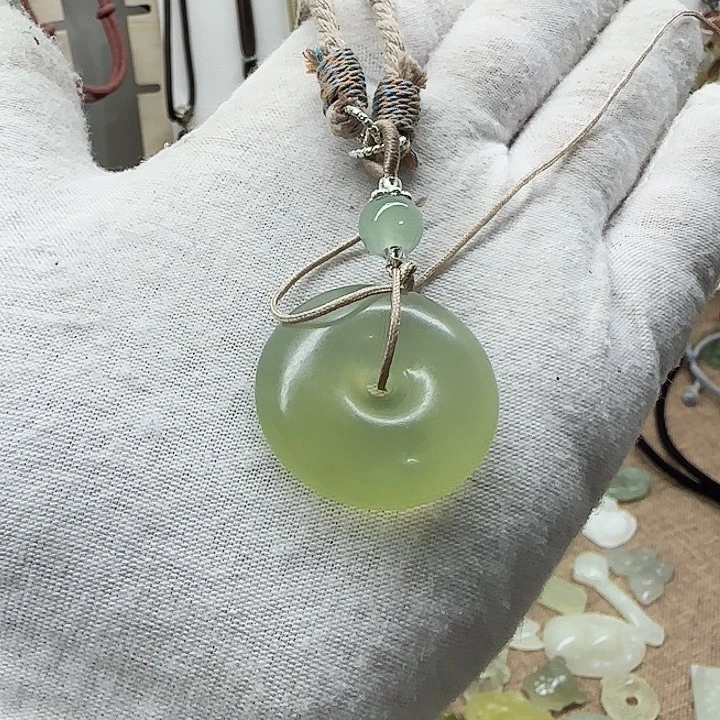 岫玉合金颈饰575757