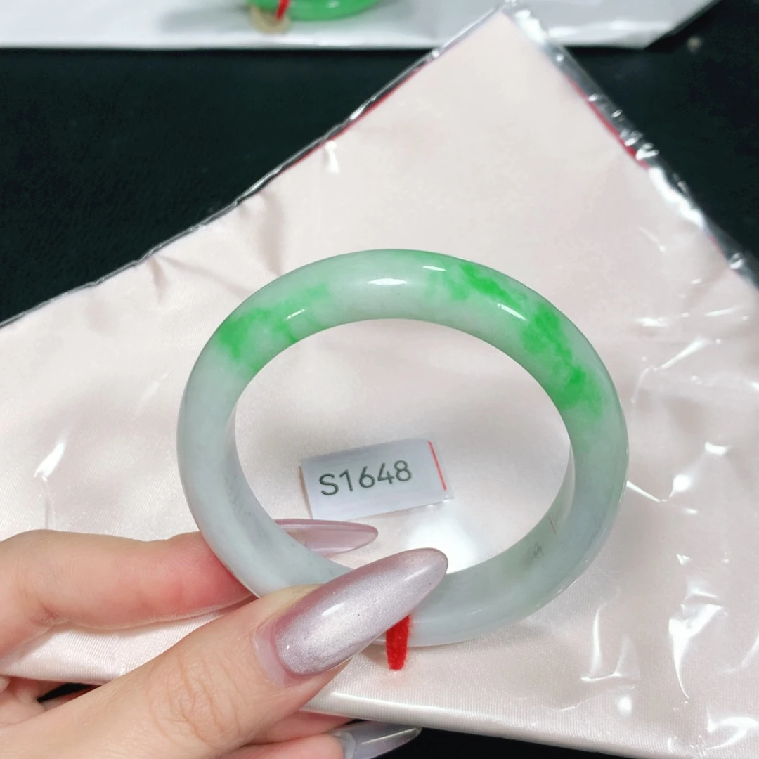 翡翠未镶嵌手镯S1648-04