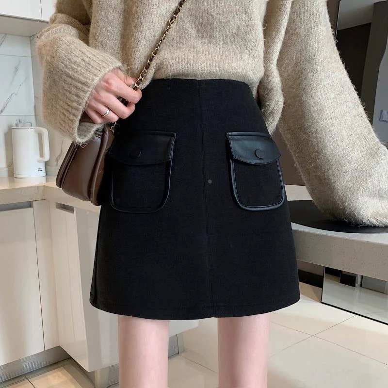 大码毛呢半身裙2025新款胖m百搭黑色短裙女秋冬高腰显瘦包臀A字裙