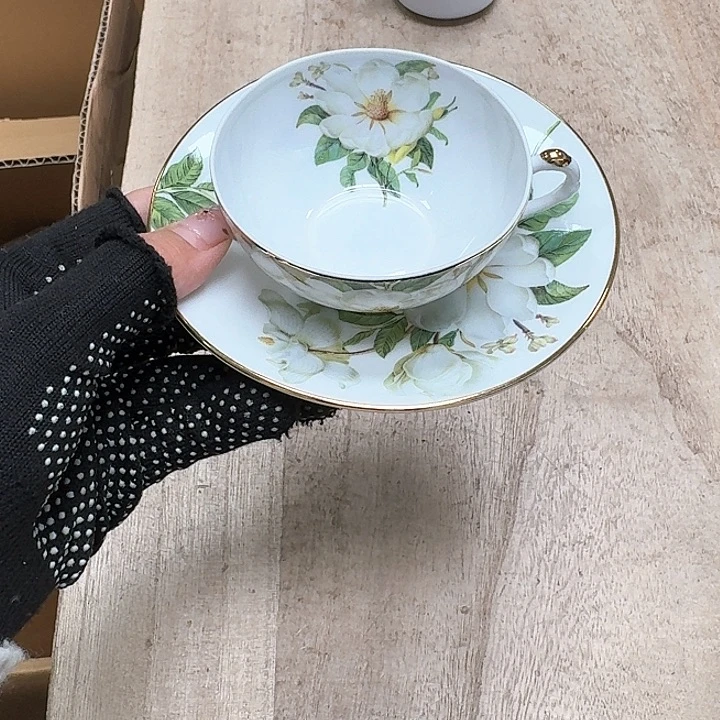 凤***茗瓷片噗哈哈哈哈哈哈哈