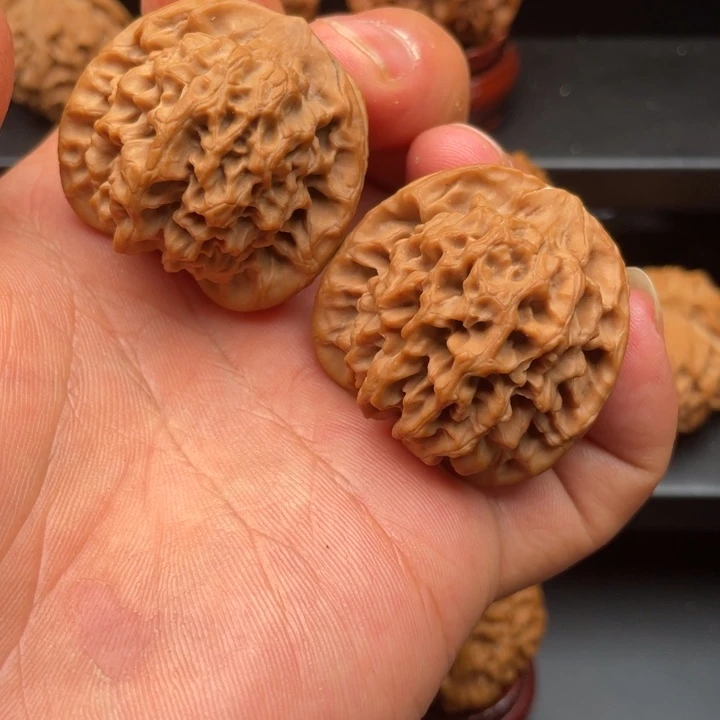 桃核吊坠秦岭秦闷38