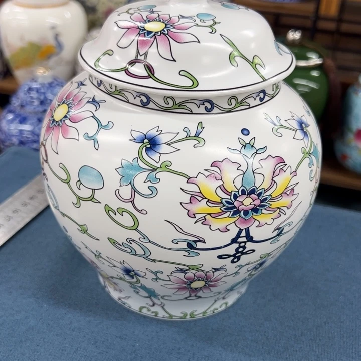 高端陶瓷茶叶密封罐