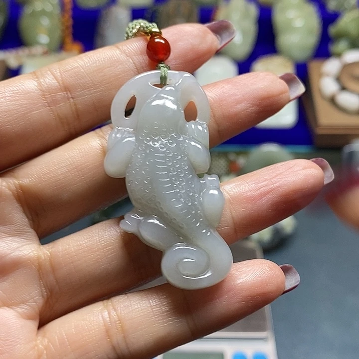 未镶嵌和田玉挂件