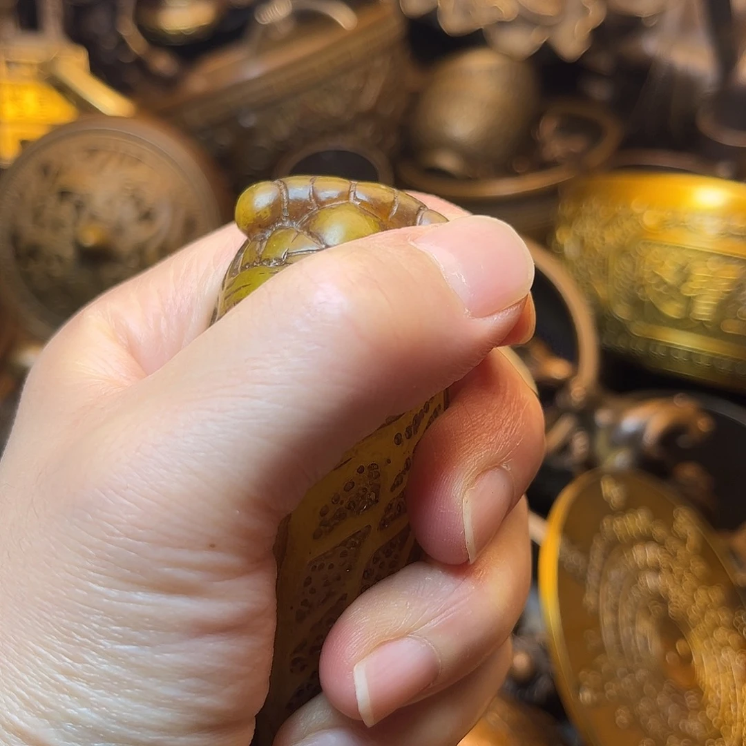 精美铜器工艺品等