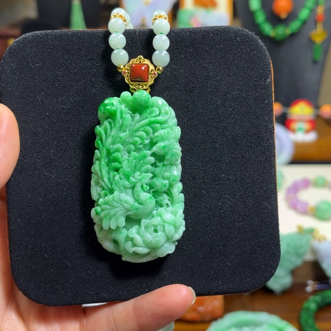 翡翠未镶嵌颈饰天然翡翠