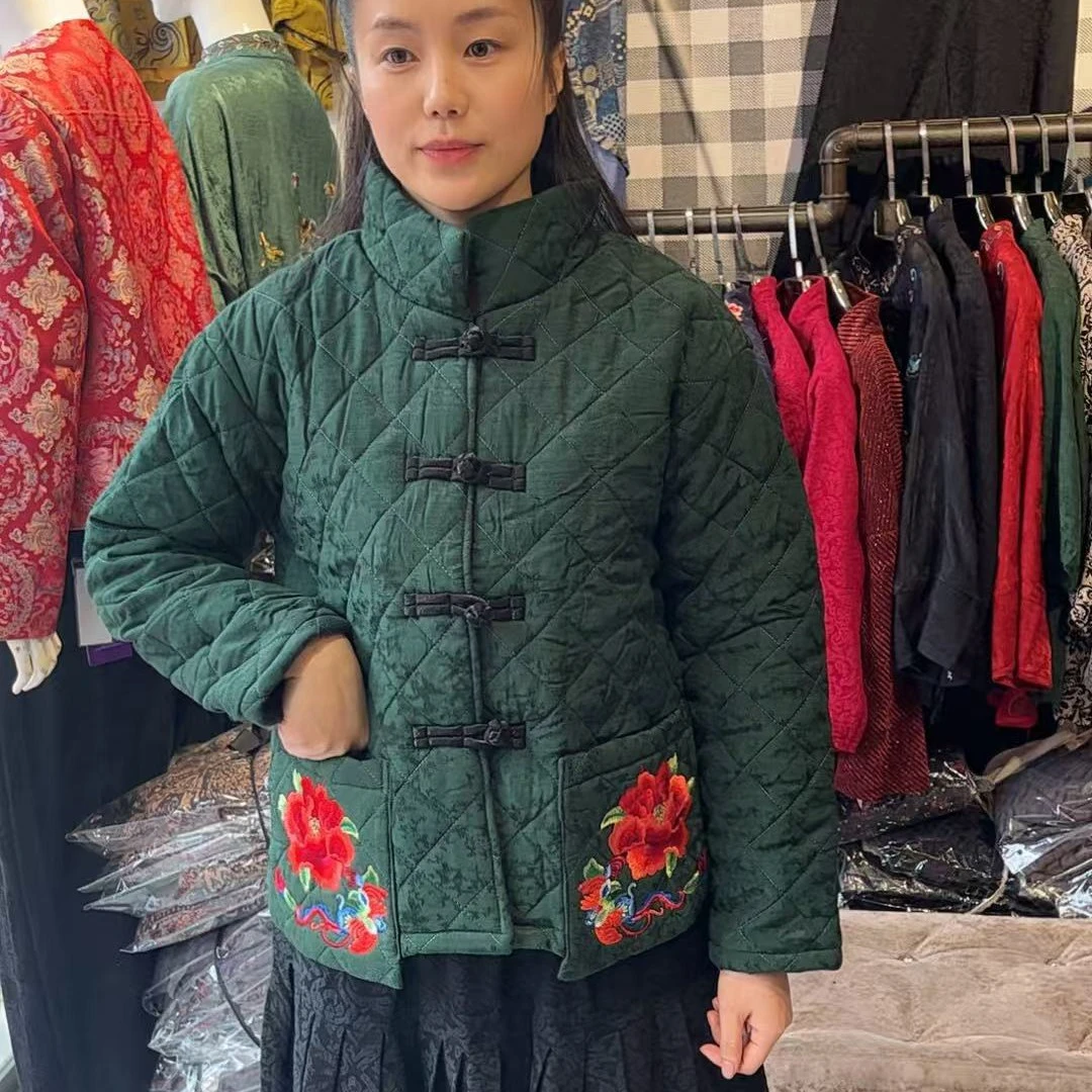 民族风加厚绣花立领短款棉衣妈妈冬季保暖外套