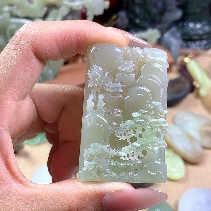 和田玉未镶嵌颈饰