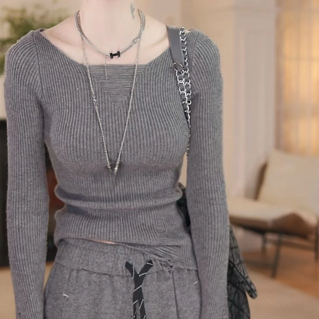 设计感复古磨破灰色长袖针织衫女秋冬2025新款修身显瘦简约打底衫