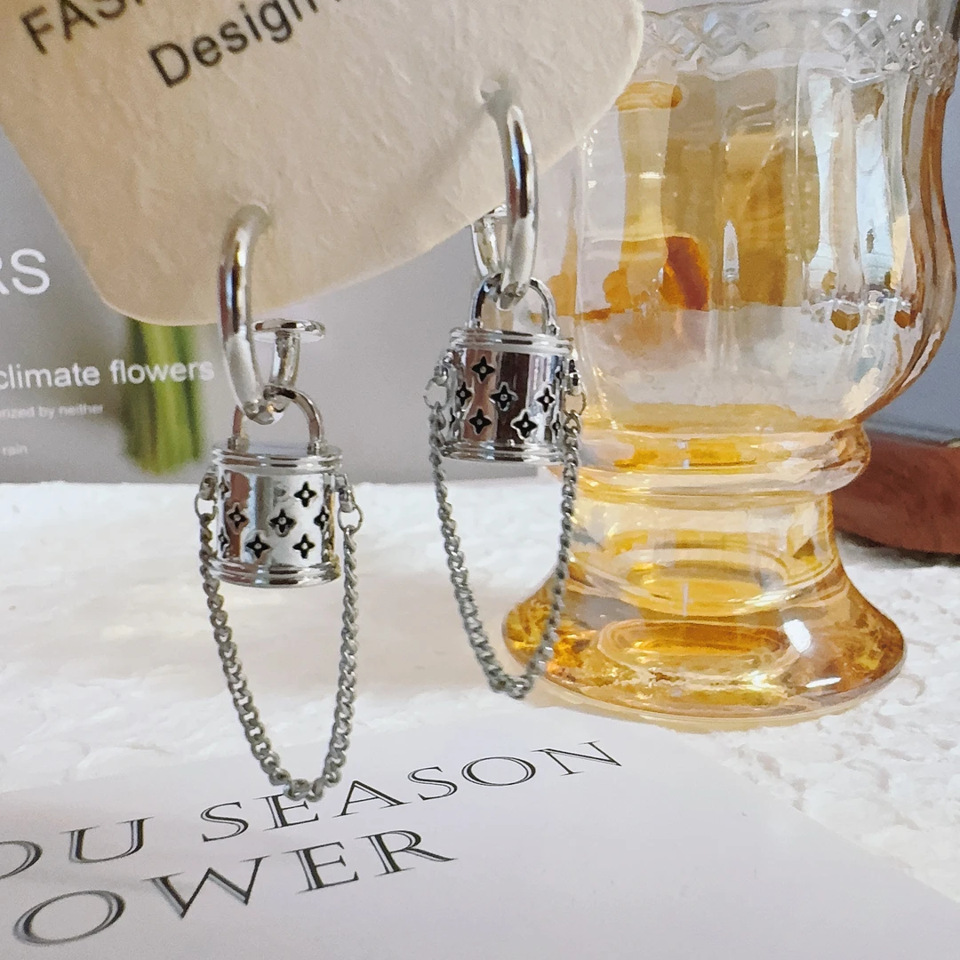 铜合金耳饰 1921 圆桶包包耳钉