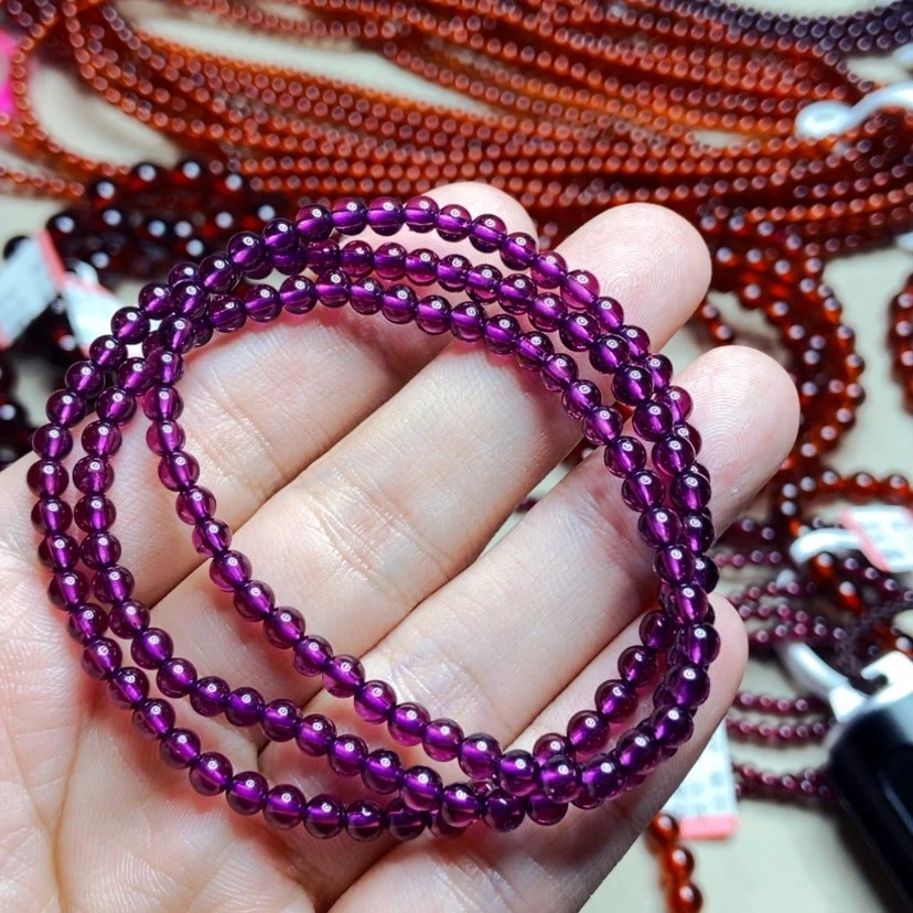 【闪购商品】未镶嵌手链石榴石（紫牙乌）4.3毫米