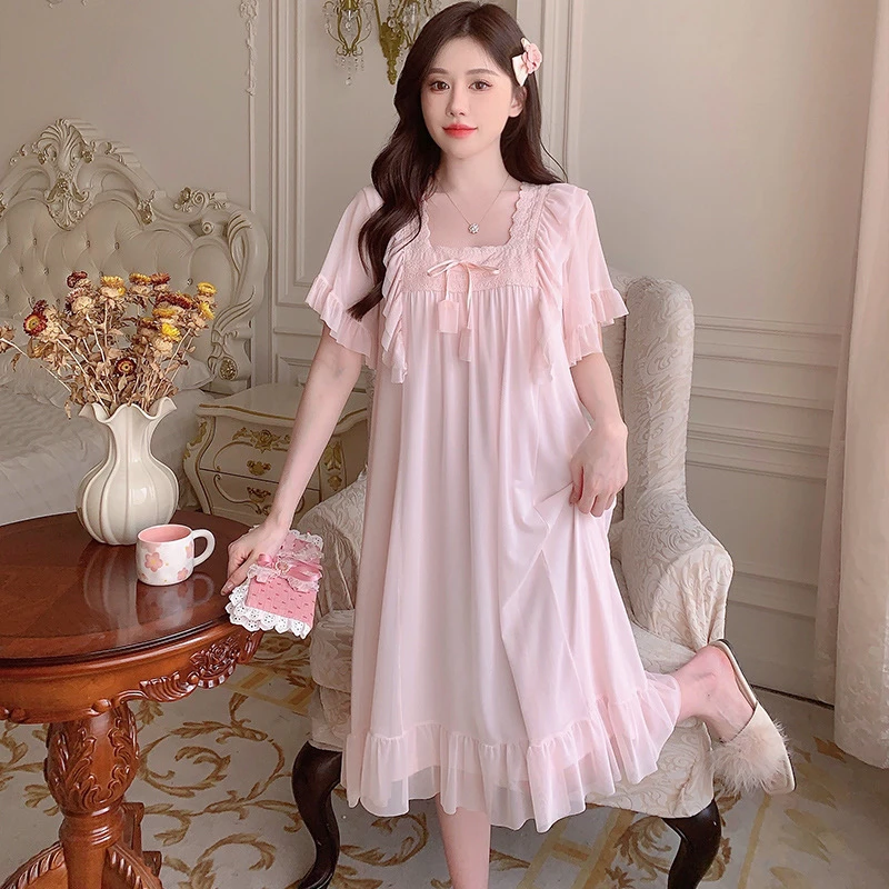 【2025·夏季新款】带胸垫网纱仙女宫廷风蕾丝花边中长款睡裙睡衣