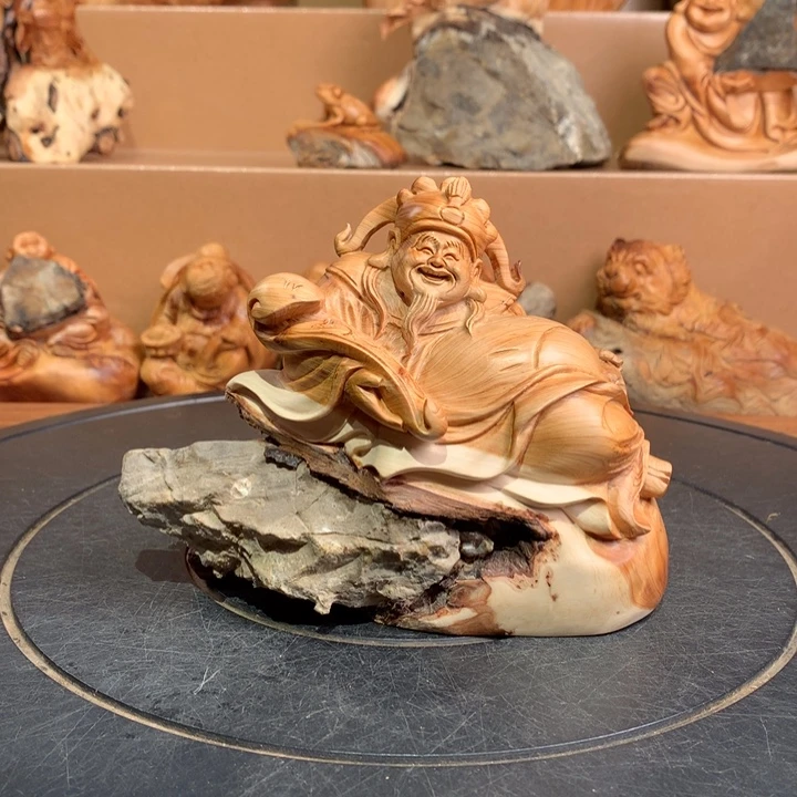 柏木（崖柏）根雕摆件