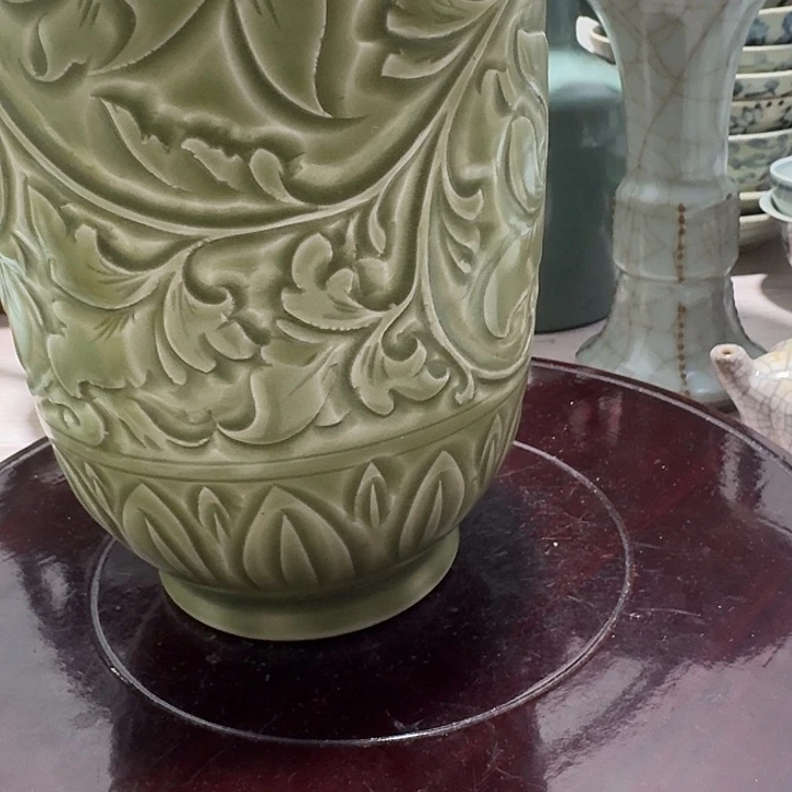 玩***藏摆件青釉梅瓶陶瓷摆件