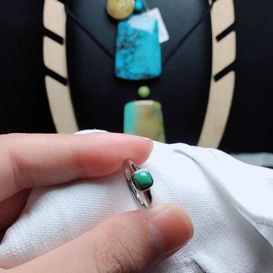 银S925镶嵌绿松石戒指