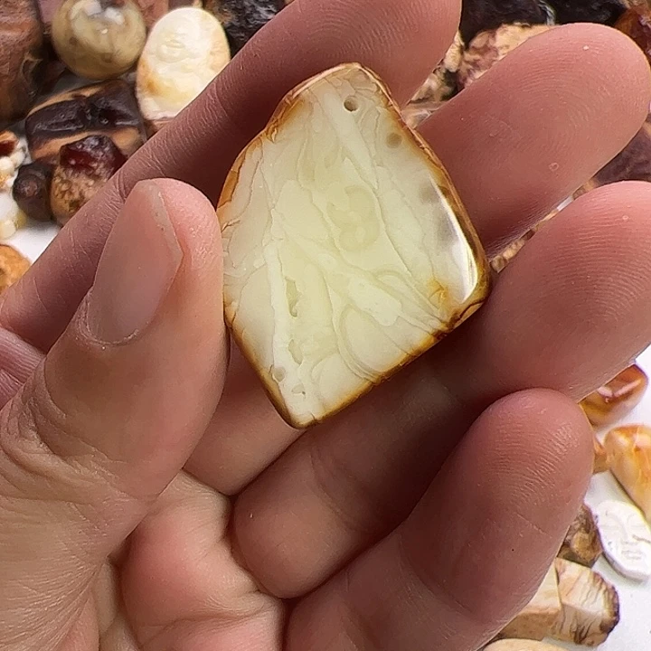 未镶嵌定制蜜蜡琥珀蜜蜡原石定制